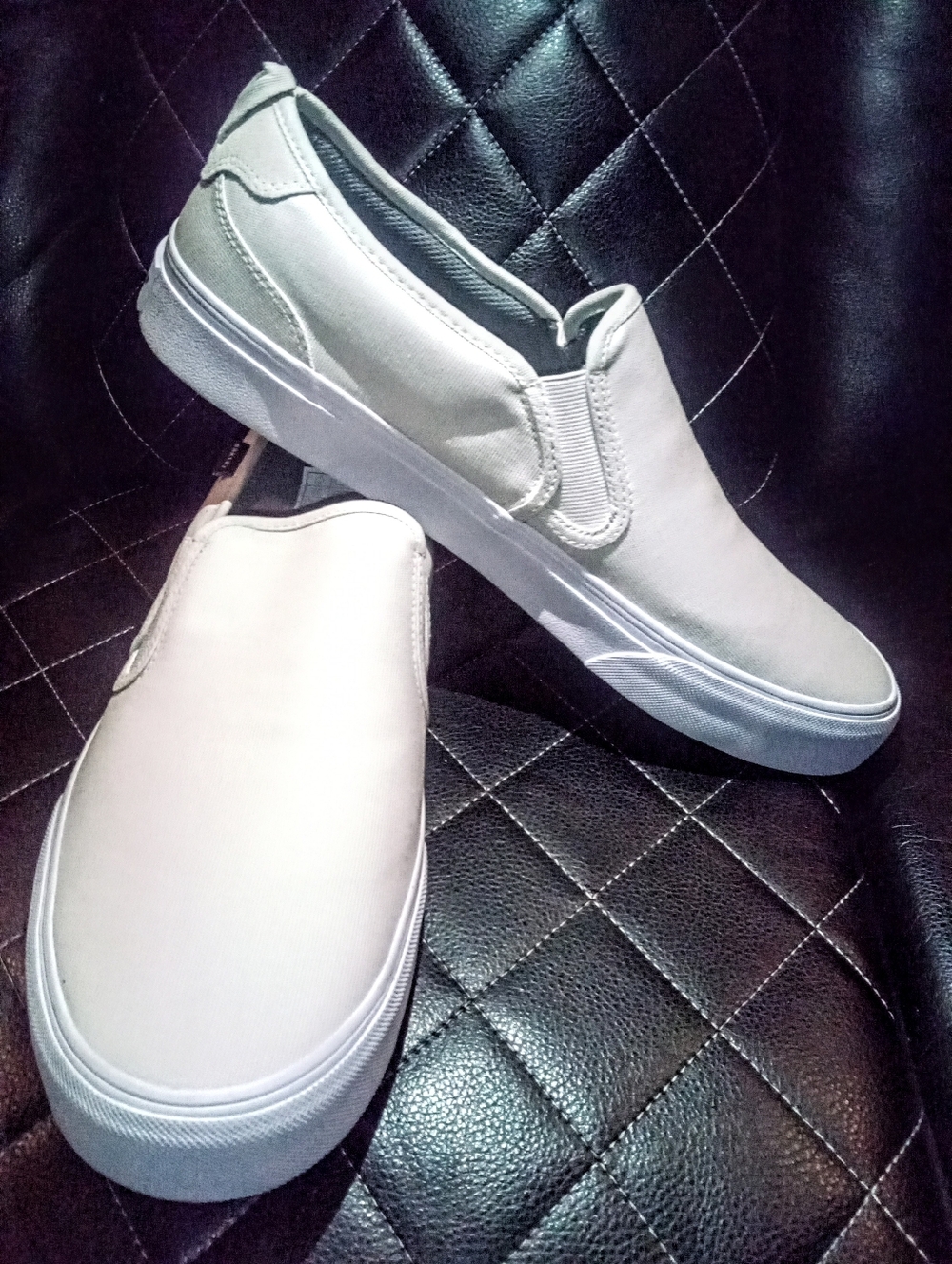 New Men's Oakley Lunar Rock Ivory Color Canvas Banks Slip On Sneakers Size 12 - Picture 3 of 8